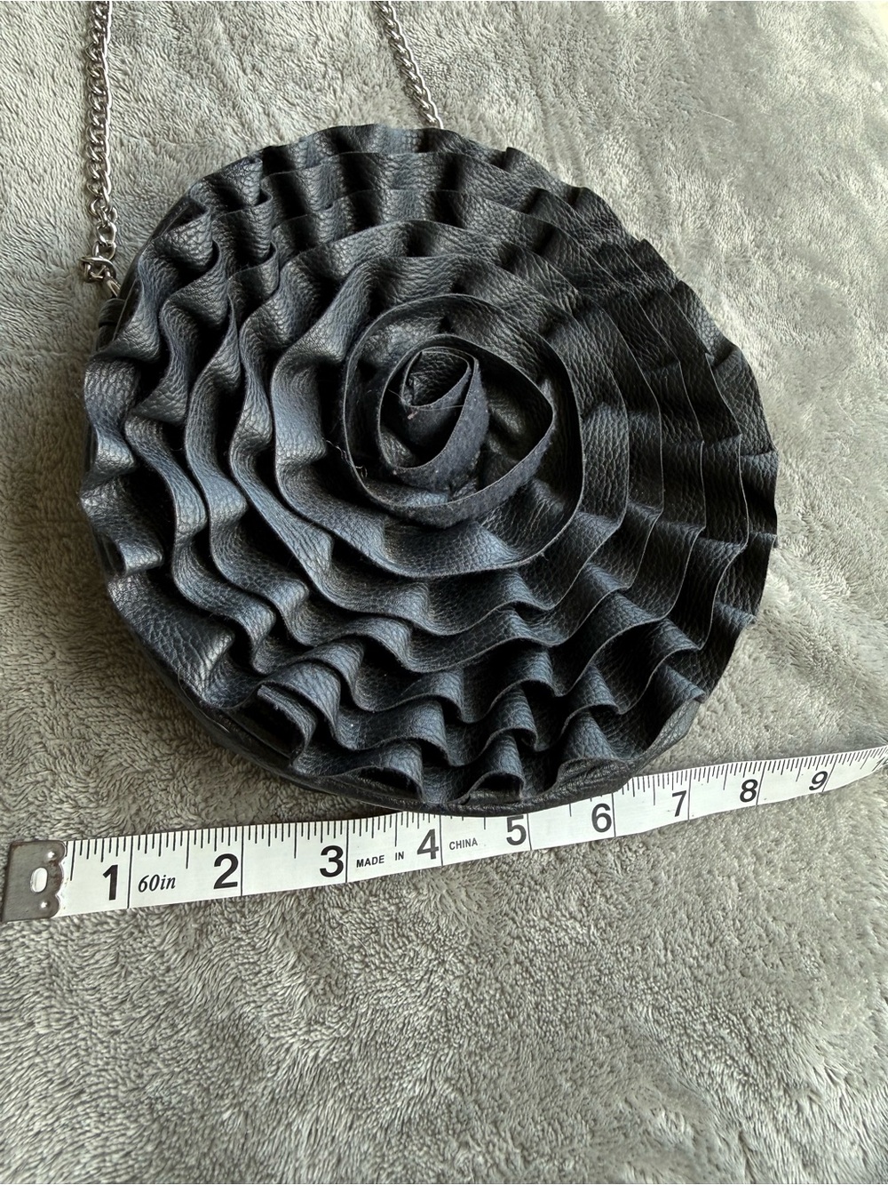 Black Leather Round Crossbody Bag with Zipper Closure - Picture 3 of 8